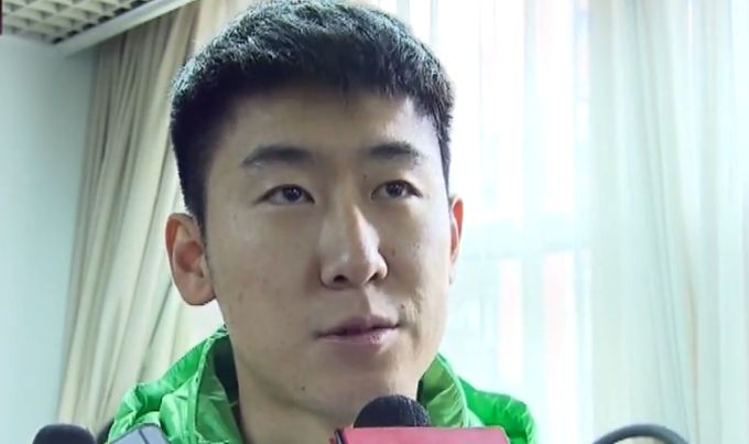 第87分钟，恩凯提亚单刀机会推射中柱。